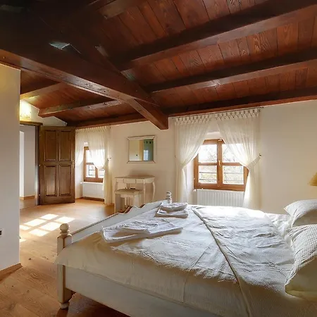 Moncalvo Tatil Evi *