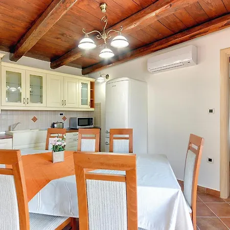 Moncalvo Tatil Evi Rovinj