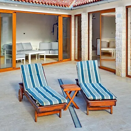 Moncalvo Tatil Evi